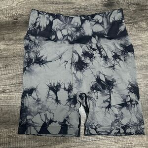 Women’s high waisted athletic shorts